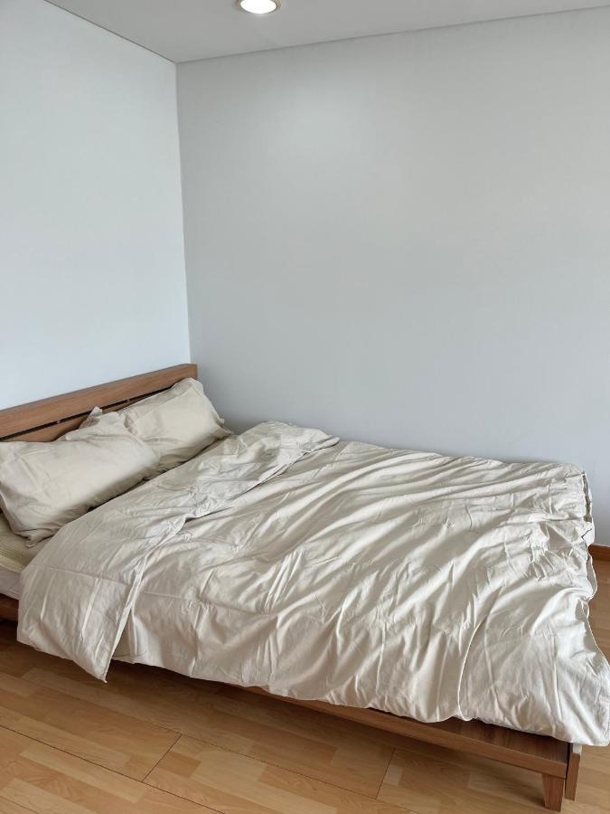 Apartamento 1 Minute House From Hongdae Seúl Exterior foto